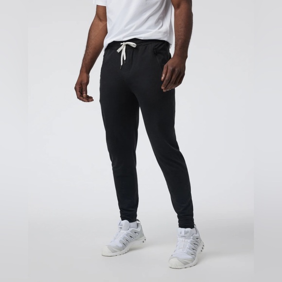 Vuori Men’s Ponto Performance Jogger in Black Size Small Athleisure Sporty